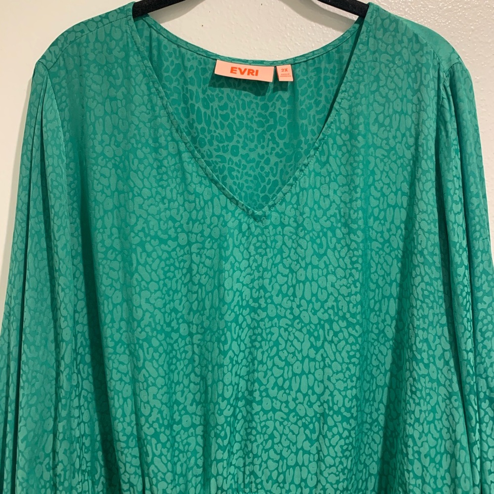 Green Leopard Print Blouse - Picture 2 of 8